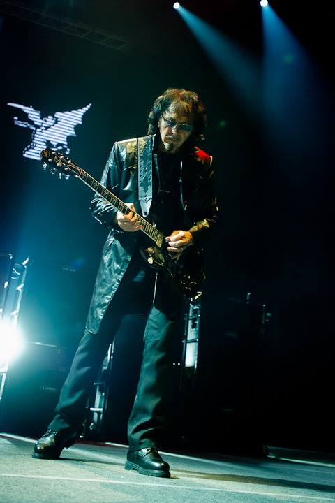 Tony plays Atlas arena in Lodz, Poland. By Agnieszka Kras