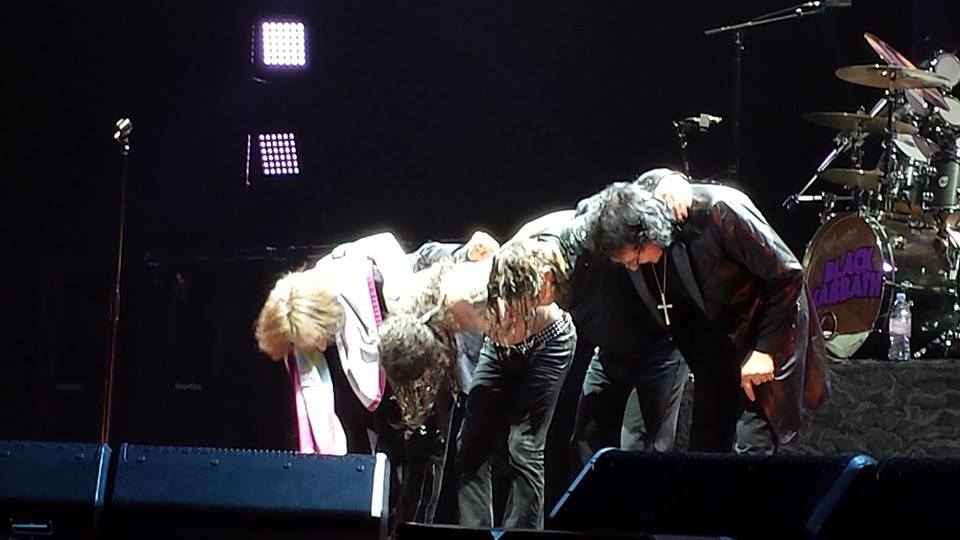  Tony and the guys rock Barclay's Center in New York, 31 March 2014. By Lorraine Parker